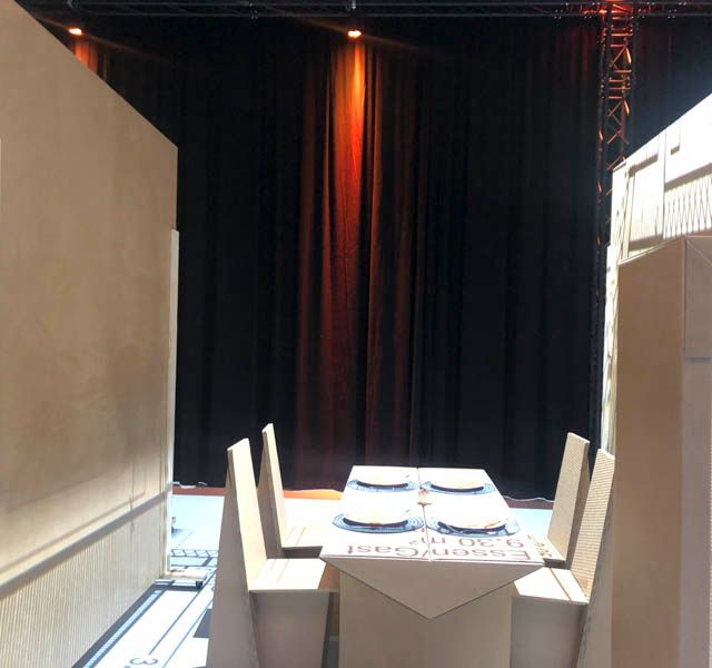 Best & Partner Immobilien - Galerie Grundrisse in Lebensgröße - Essplatz