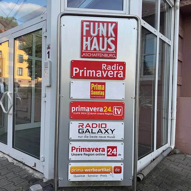 Radio Primavera in Aschaffenburg: "Krokodile brauchen Futter“ - Spannende Einblicke zum Thema Markenbildung.