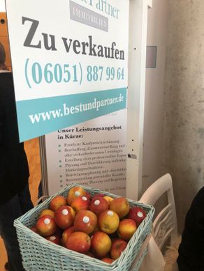 Best & Partner Immobilien - Galerie - Gesundheitsmesse Aschaffenburg Apfelkiste