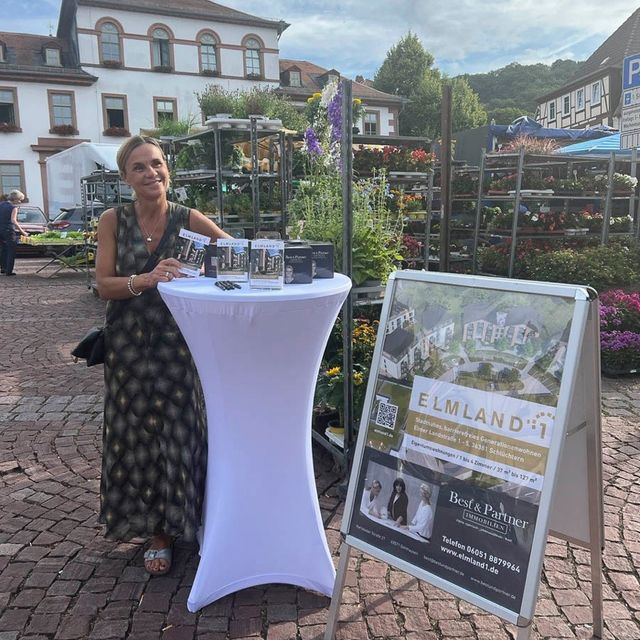 Best & Partner Immobilien | Markt Gelnhausen - ELMLAND1 auf dem schönen Wochenmarkt in Gelnhausen