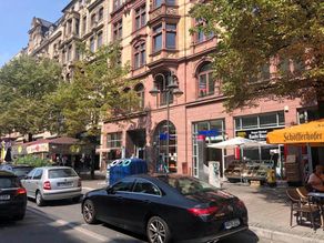 Best & Partner Immobilien - Galerie - Werbung in anderen Städten Mehrfamilienhaus
