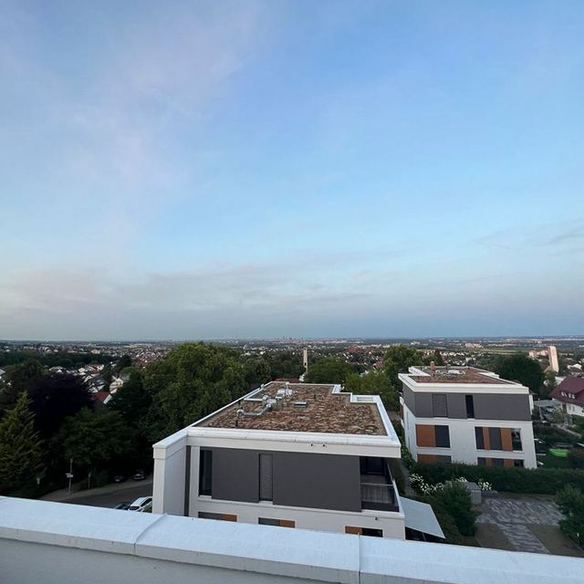 Best & Partner Immobilien - Galerie zur Einweihung Penthouse - atemberaubender Blick inklusive!